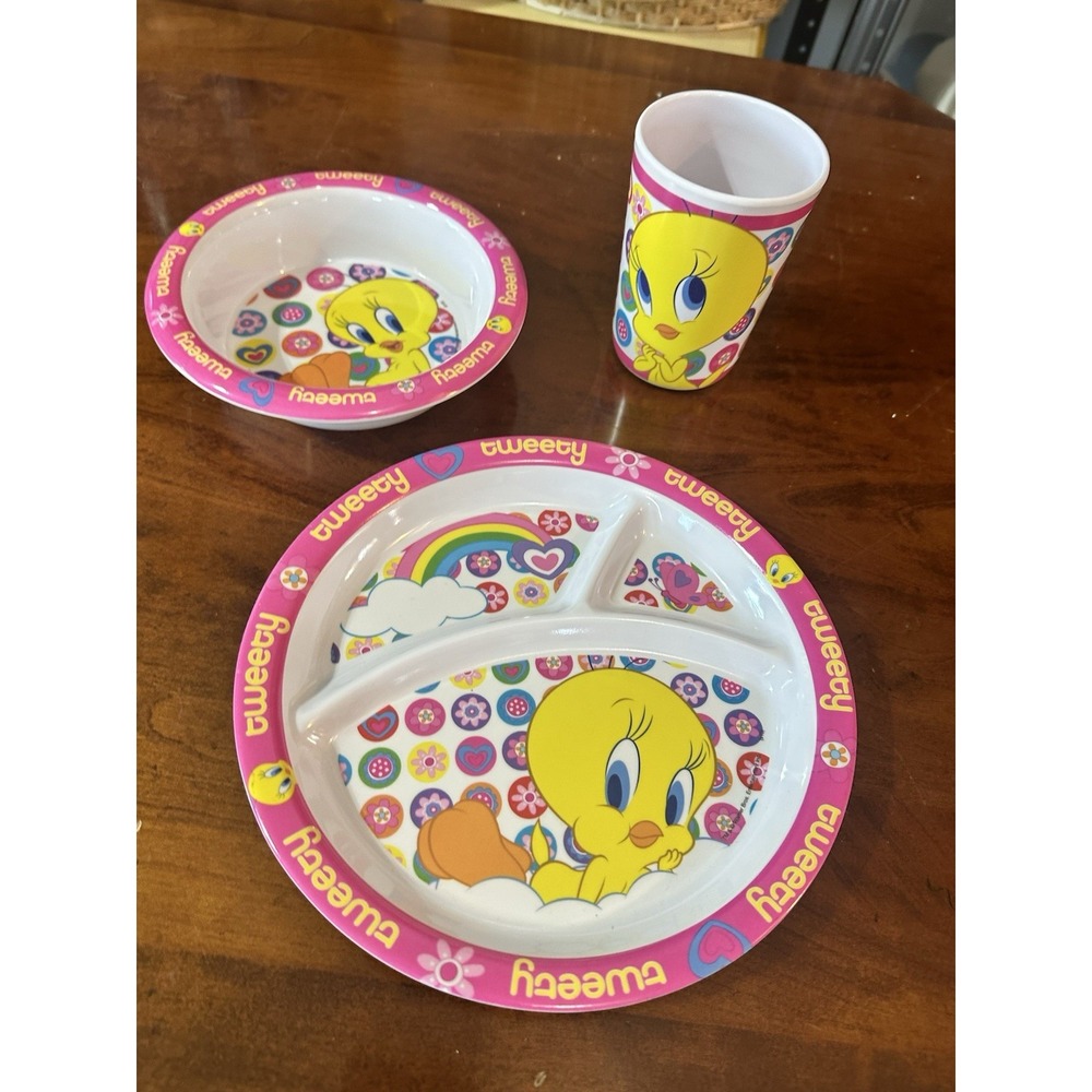 Warner Bros. Tweety Bird Strawberry 3PC Melamine Kids‎ Dinnerware Set